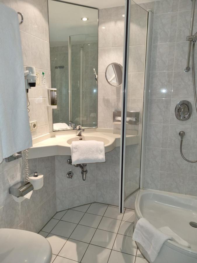 Carathotel 3* München